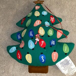 Christmas‎ Tree Shape Advent Countdown Calendar Throw Pillow 21.5” New